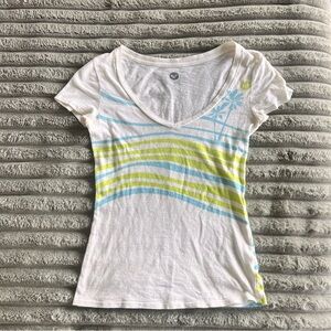 Vintage Y2K Graphic Roxy Tee